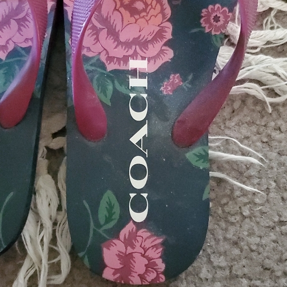 Coach flips flowers new really pretty colors - Picture 7 of 7